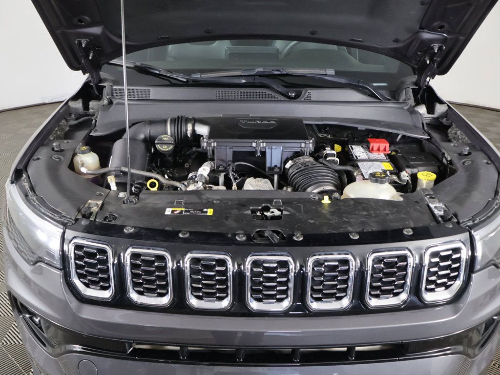 Used 2024 Jeep Compass Limited AWD/4WD image 20