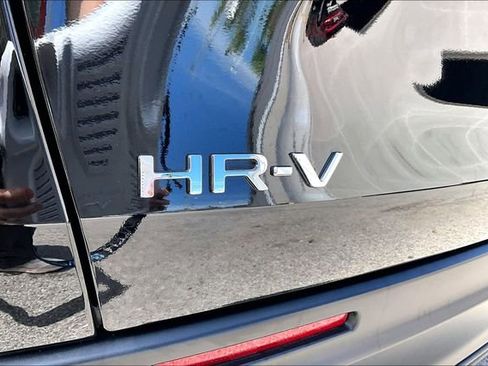 Certified 2025 Honda HR-V LX image 25