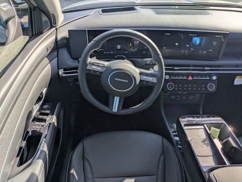 New 2026 Hyundai Tucson Limited image 15