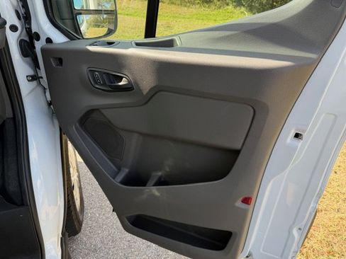 Used 2023 Ford E-Transit 148 High Roof Extended w/ Load Area Protection Package image 26