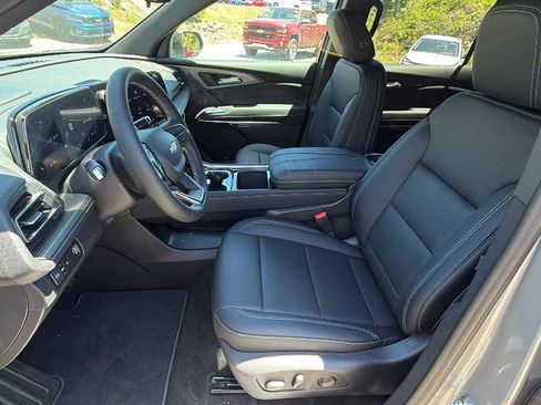 New 2026 Chevrolet Traverse LT FWD image 13