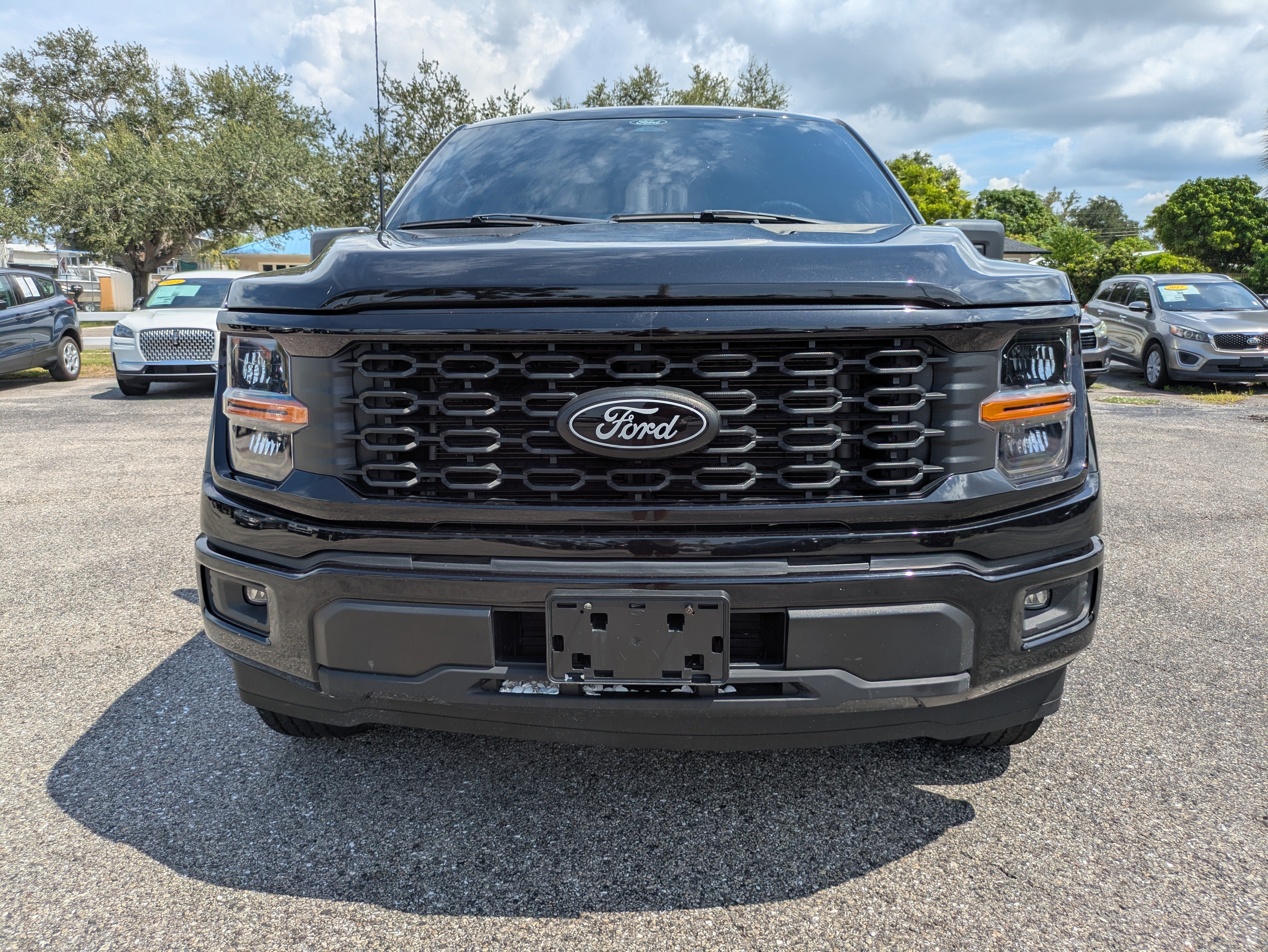 Used 2025 Ford F150 STX w/ STX Black Appearance Package RWD image 9