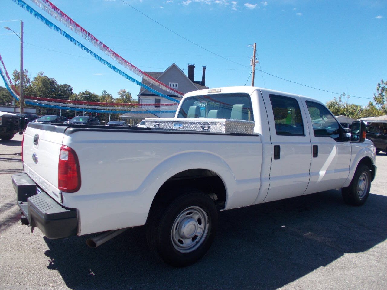 Used 2016 Ford F250 XL w/ Power Equipment Group RWD image 3