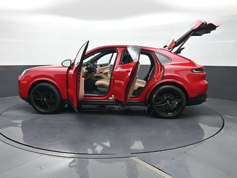 New 2026 Porsche Cayenne Coupe AWD/4WD image 30