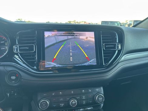 Used 2023 Dodge Durango R/T w/ Blacktop Package image 19