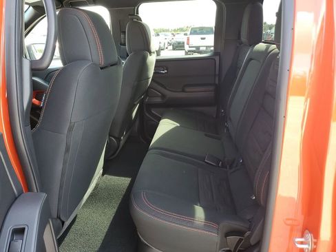 Used 2025 Nissan Frontier Pro-X w/ Pro Convenience Package image 23