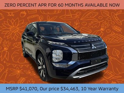 New 2025 Mitsubishi Outlander SE