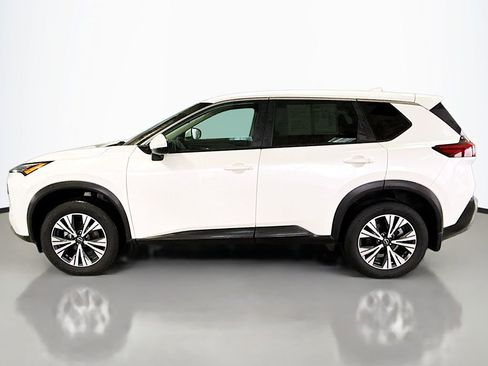 Used 2022 Nissan Rogue SV image 10
