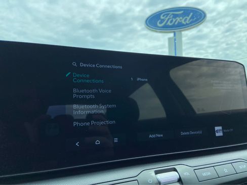 Used 2025 Kia K4 FWD image 24