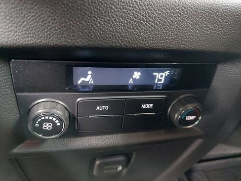 Used 2023 Chevrolet Traverse LT w/ LPO, Floor Liner Package image 18