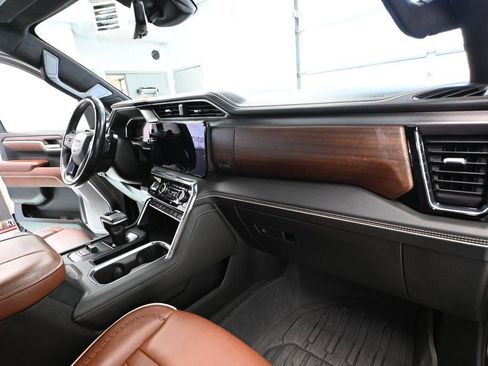 Used 2024 GMC Sierra 1500 Denali Ultimate image 57