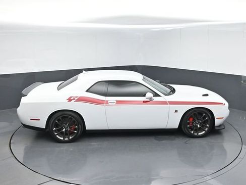 Used 2022 Dodge Challenger R/T Scat Pack RWD image 47