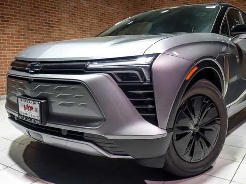New 2025 Chevrolet Blazer EV LT w/ Midnight/Sport Edition FWD image 5