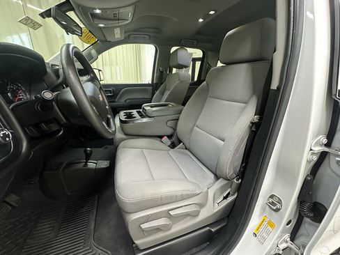 Used 2019 Chevrolet Silverado 1500 Custom w/ Texas Edition AWD/4WD image 20