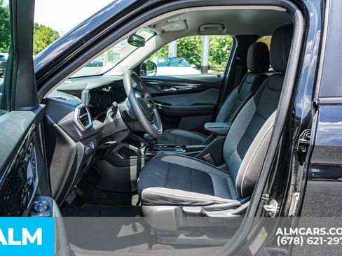 Used 2024 Chevrolet TrailBlazer LT FWD image 18