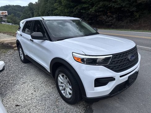 Used 2021 Ford Explorer 4WD image 3