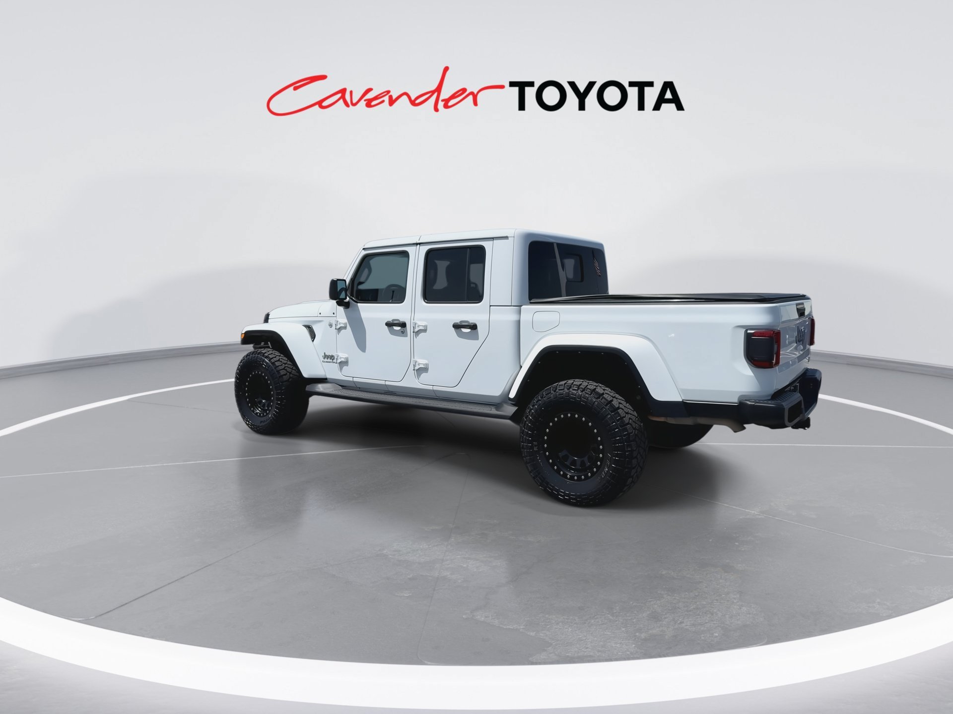 Used 2022 Jeep Gladiator Overland w/ Popular Equipment Package AWD/4WD image 6