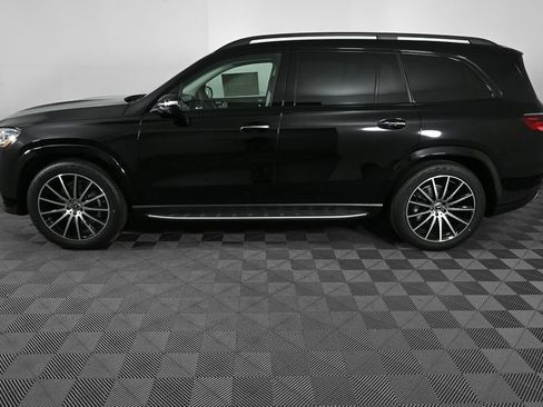 New 2026 Mercedes-Benz GLS 450 4MATIC image 3