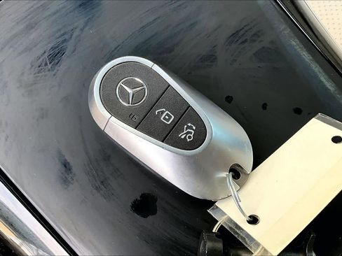 Used 2024 Mercedes-Benz C 300 4MATIC Sedan image 31