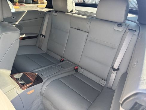 Used 2011 BMW 328i Convertible image 31