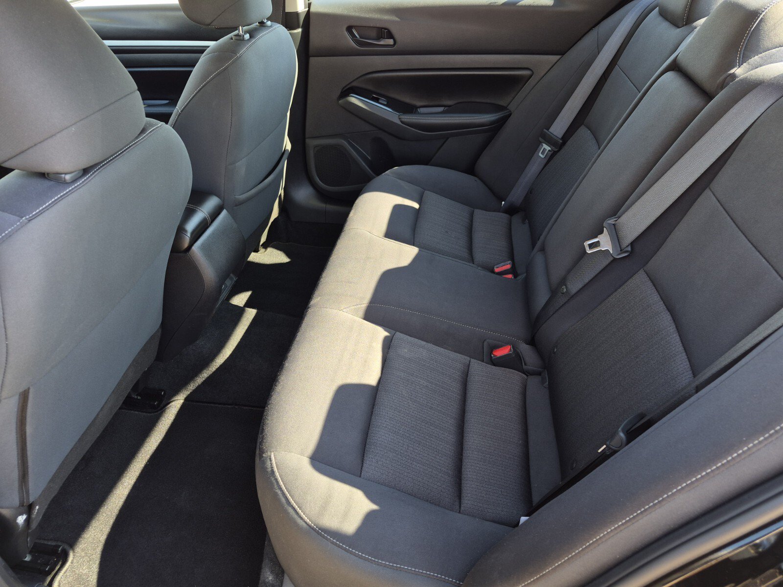 Used 2023 Nissan Altima 2.5 SV FWD image 15