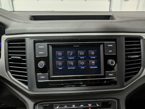 Used 2022 Volkswagen Atlas SE image 20