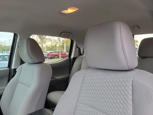 Used 2022 Toyota Tacoma SR5 image 18