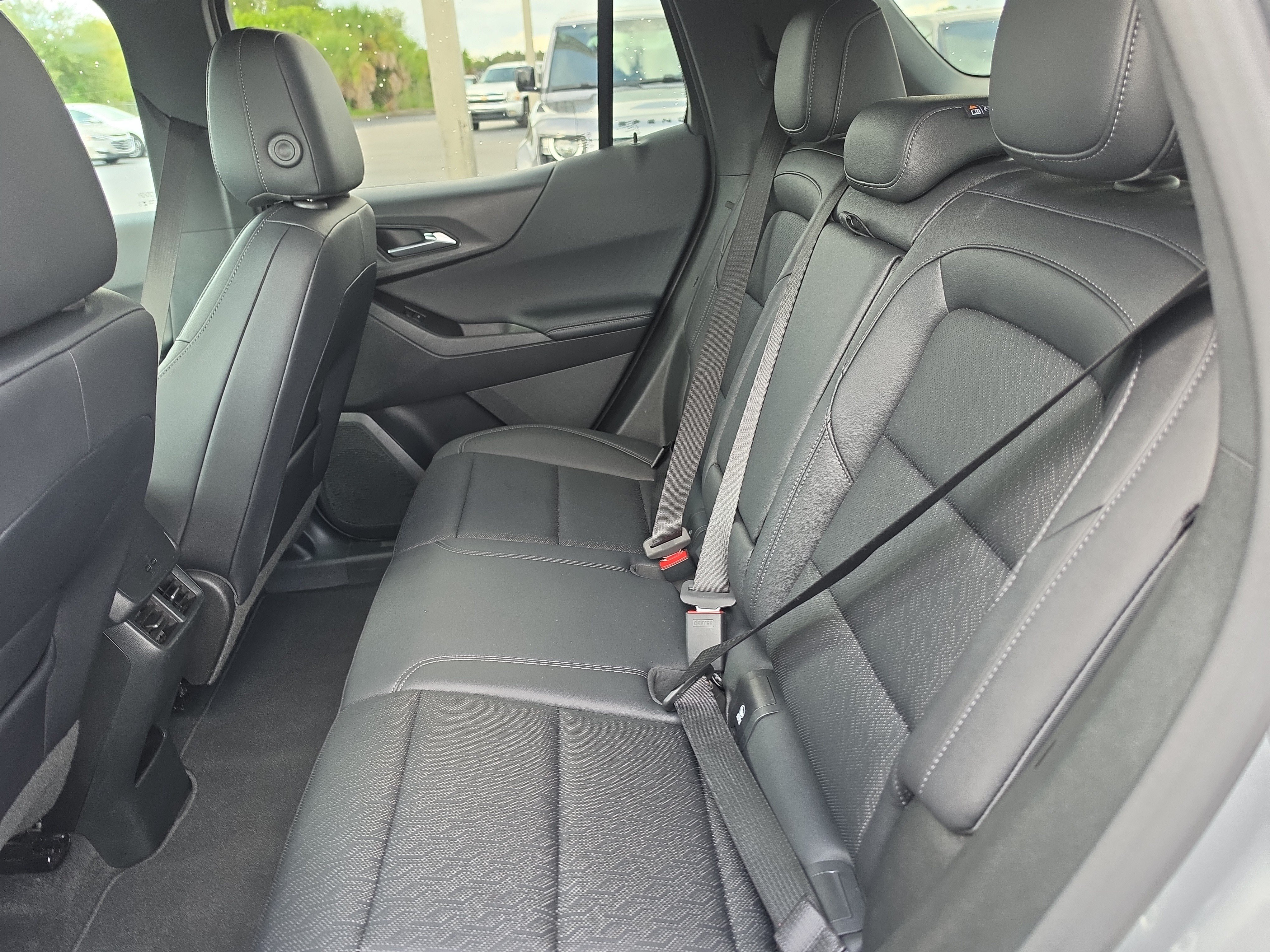 Certified 2026 Chevrolet Equinox LT w/ Convenience Package II FWD image 12