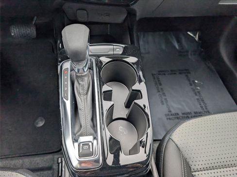 New 2026 Chevrolet Trax LT w/ Driver Confidence Package FWD image 19