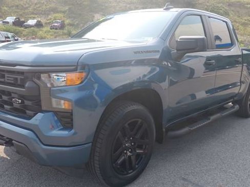 Used 2024 Chevrolet Silverado 1500 Custom AWD/4WD image 8