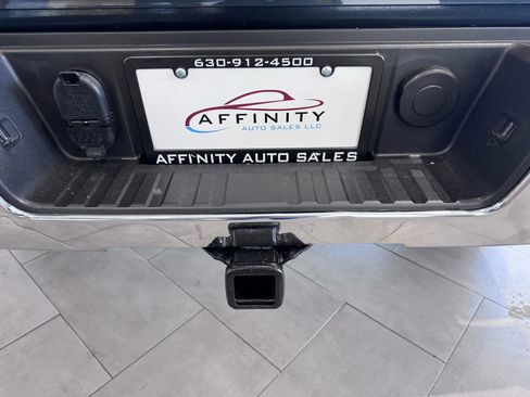 Used 2018 Chevrolet Silverado 1500 LT w/ LT Eassist Package image 30