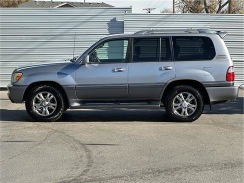 Used 2005 Lexus LX 470 4WD image 13