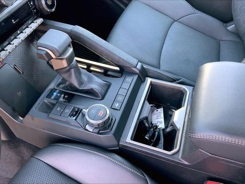 Used 2025 Toyota Tacoma Limited image 16