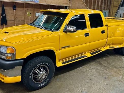 Used 2001 GMC Sierra 3500 4x4 Crew Cab w/ Off-Road Skid Plate Pkg image 28