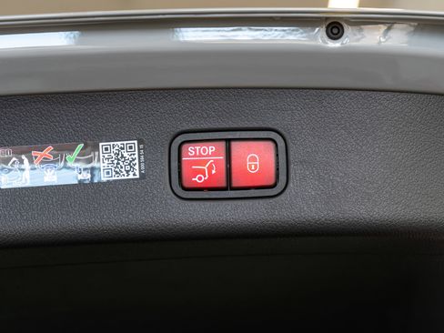 New 2026 Mercedes-Benz GLC 43 AMG 4MATIC image 34