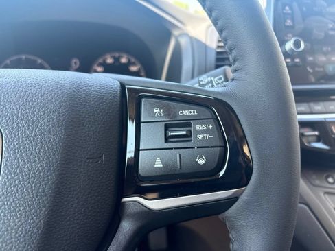 Certified 2026 Honda Odyssey EX-L image 17