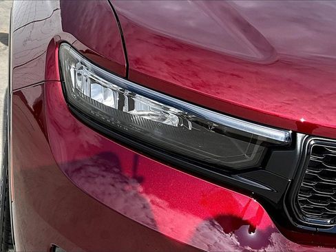 New 2025 Jeep Grand Cherokee L Limited image 16