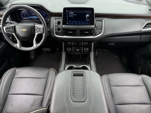 Certified 2023 Chevrolet Suburban Premier image 11