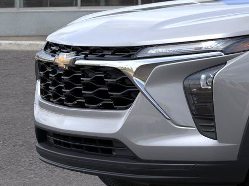 New 2026 Chevrolet Trax LS FWD image 13