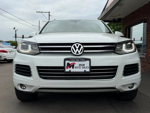 Used 2013 Volkswagen Touareg Sport AWD/4WD image 11