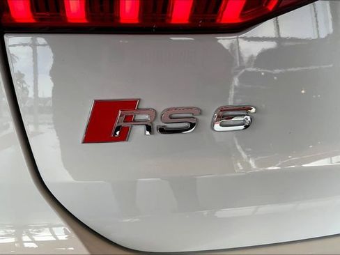 Certified 2025 Audi RS 6 performance w/ Executive Package image 8