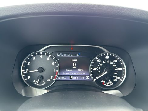 Certified 2024 Nissan Frontier SV w/ SV Convenience Package image 16