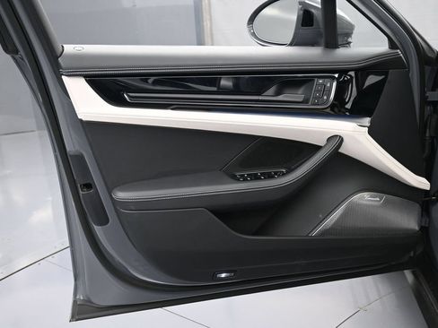 Certified 2025 Porsche Panamera 4S AWD/4WD image 16