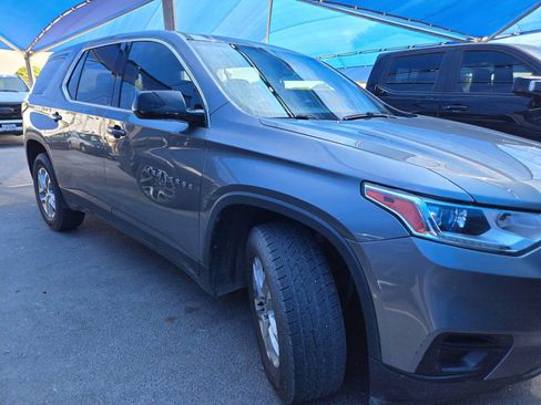 Used 2019 Chevrolet Traverse LS w/ LPO, Floor Liner Package FWD image 2