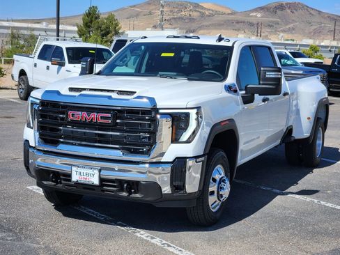 New 2025 GMC Sierra 3500 Pro w/ 1SA Pro Safety Plus Package image 4