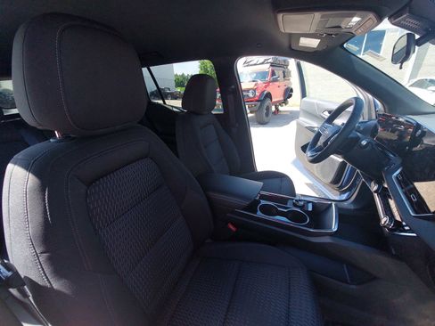 Used 2026 Chevrolet Equinox LT FWD image 10
