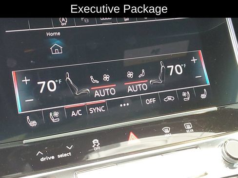 Used 2025 Audi RS 6 performance AWD/4WD image 15