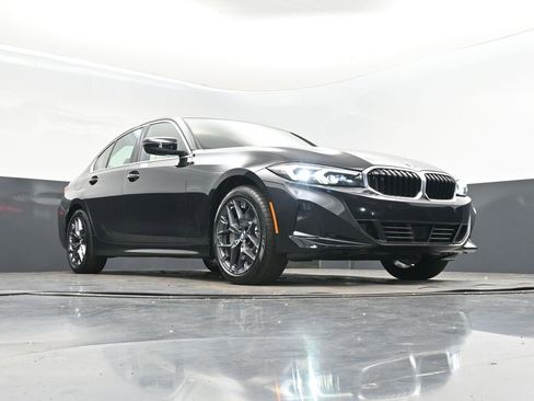 New 2026 BMW 330i Sedan w/ Convenience Package image 44