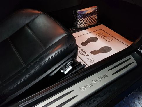 Used 2005 Mercedes-Benz SLK 55 AMG image 19