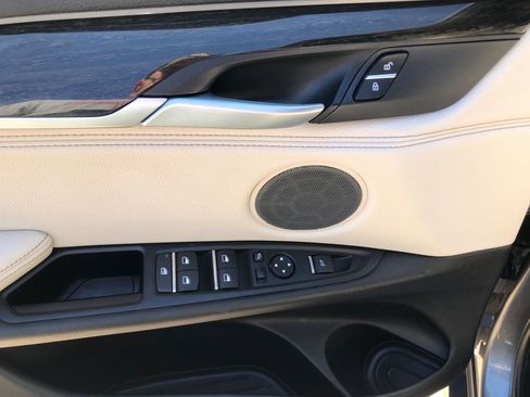 Used 2018 BMW X5 xDrive35i image 12